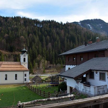 Gaestehaus Lina Apartment Thiersee Bagian luar foto